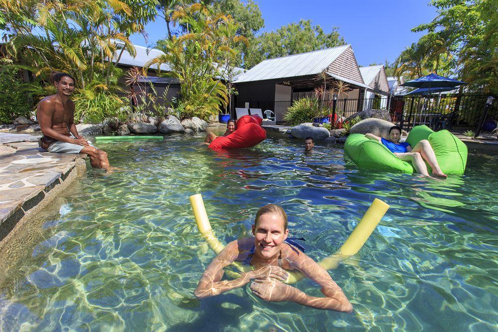 Coral Beach Lodge 道格拉斯港 外观 照片